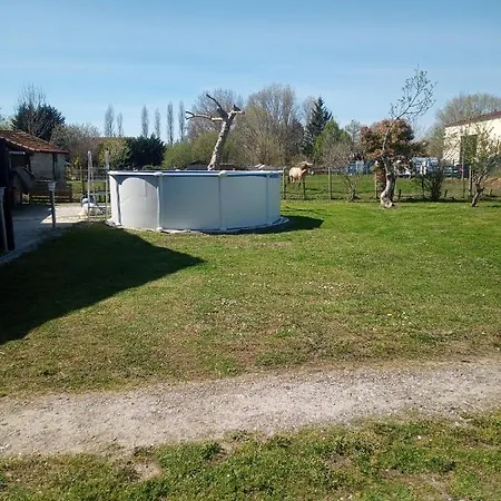 Mon Petit Coin De Paradis Holiday home *